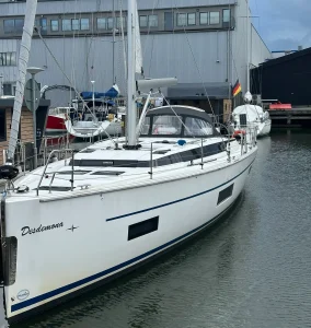 BAVARIA C45 - 2023